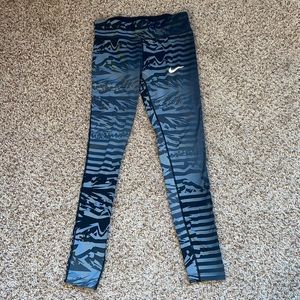 Medium Printed Nike Leggings